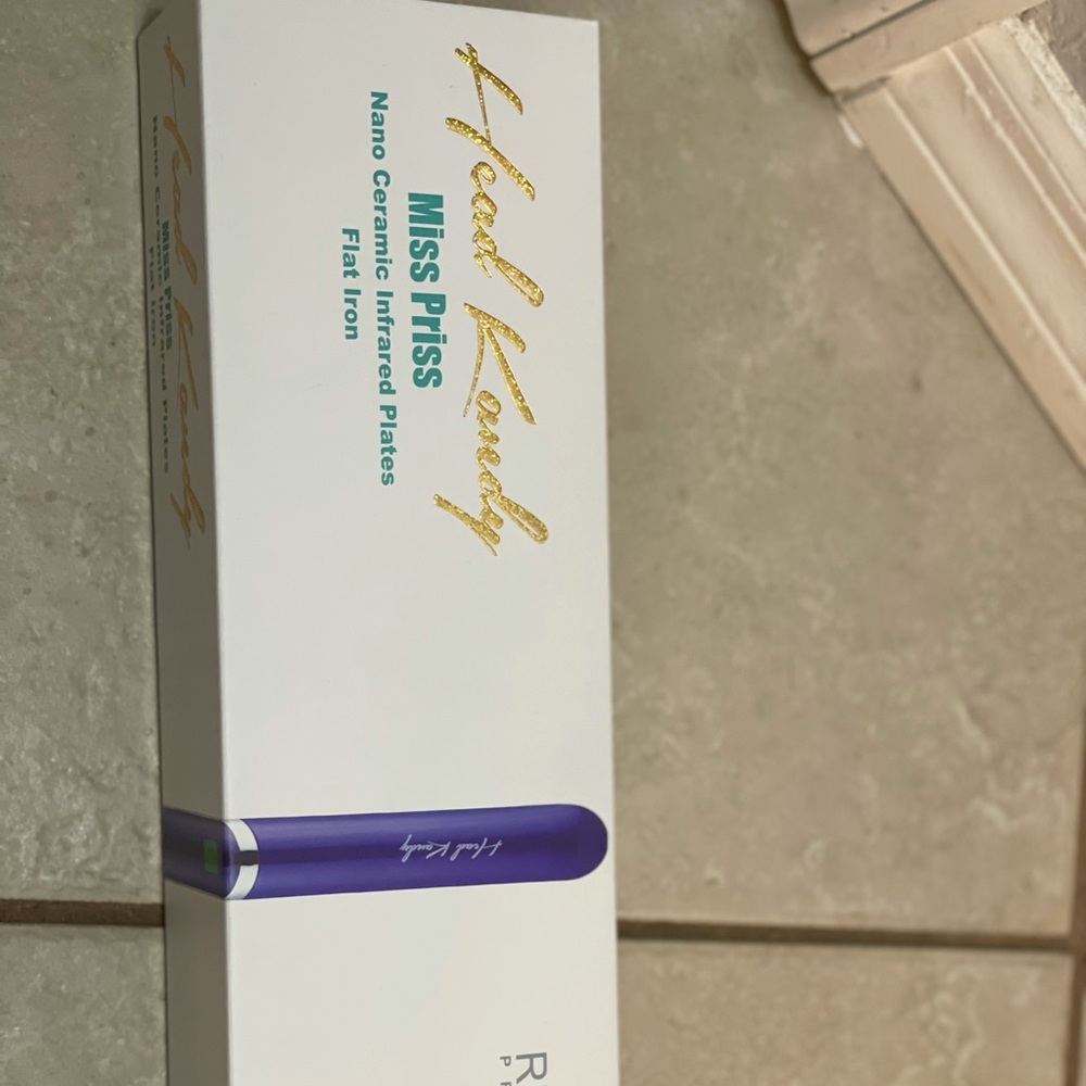 Head Kandy Miss Priss flat iron